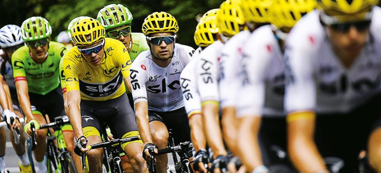 Tour de France v plnom prúde