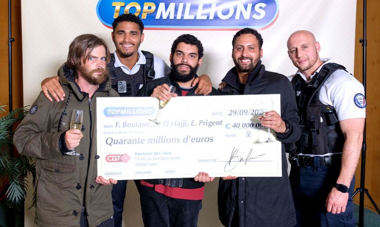 Máme prachy! – francúzska komédia - Foto 7