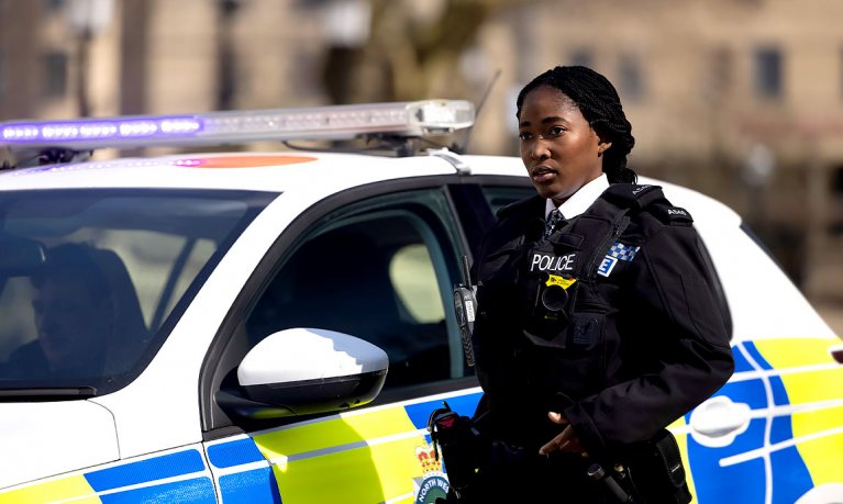 Respondér – britský kriminálny seriál - Foto 7