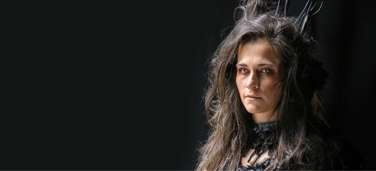 Rozhovor s českou herečkou Simonou Hábou Zmrzlou