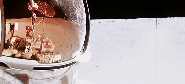 Apollo: Nový mesiac – dokument